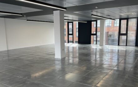 From the front door to the ceiling: a complete 4-storey office fitout