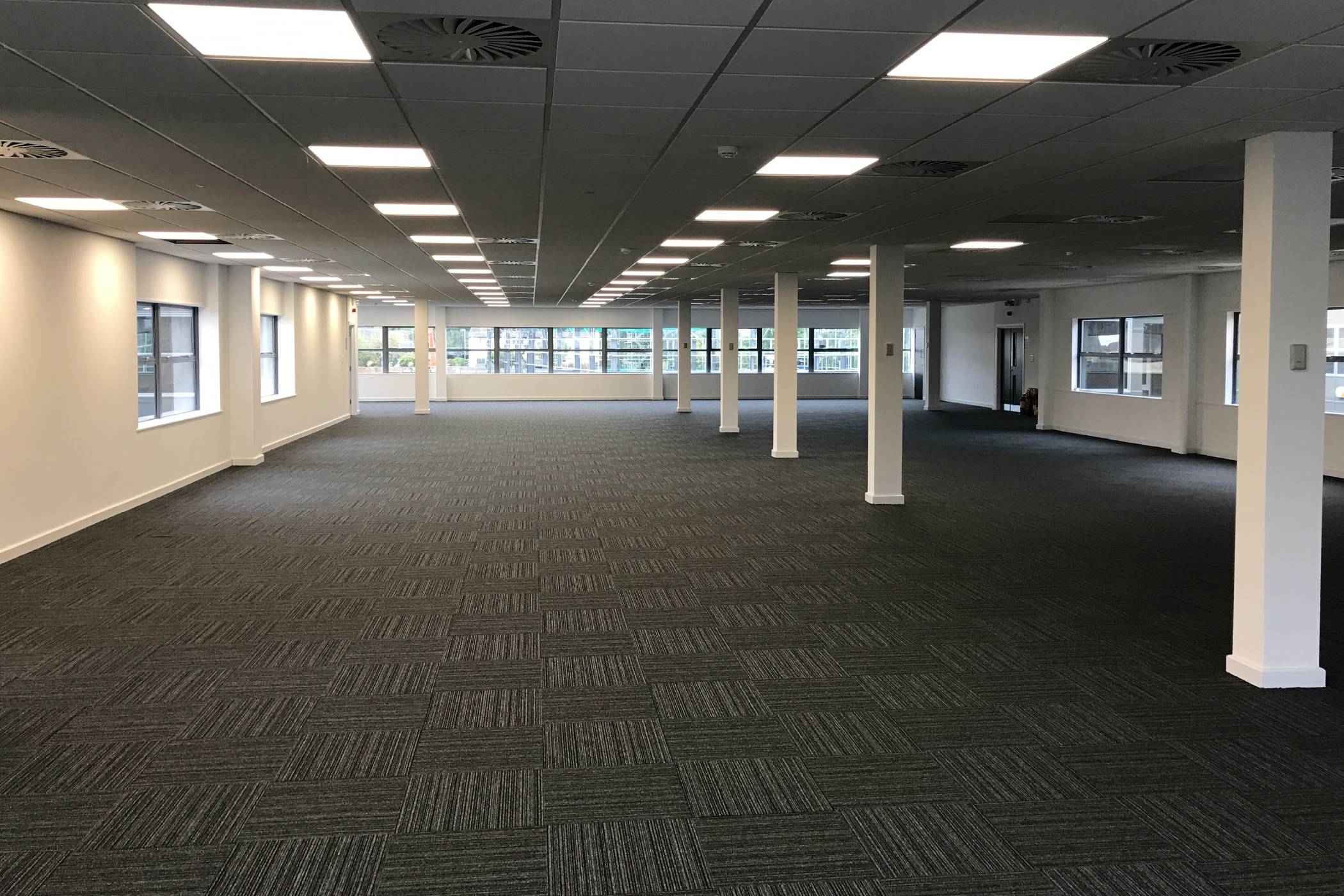 commercial-empty
